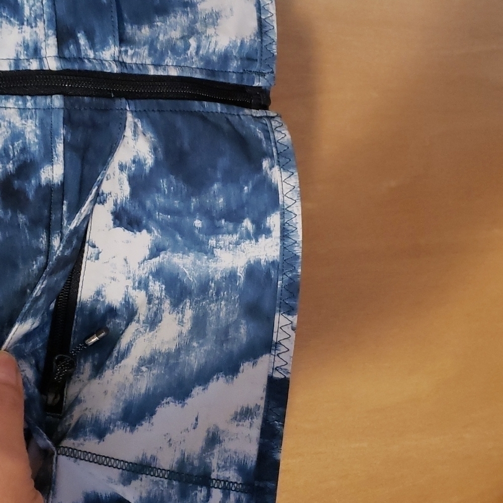 Lululemon light speed vest - Picture 2 of 4